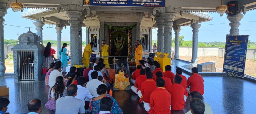 మహాలయ అమావాస్య పర్వదిన సందర్బం.. అమ్మవారికి మహమంత్ర హావనము...