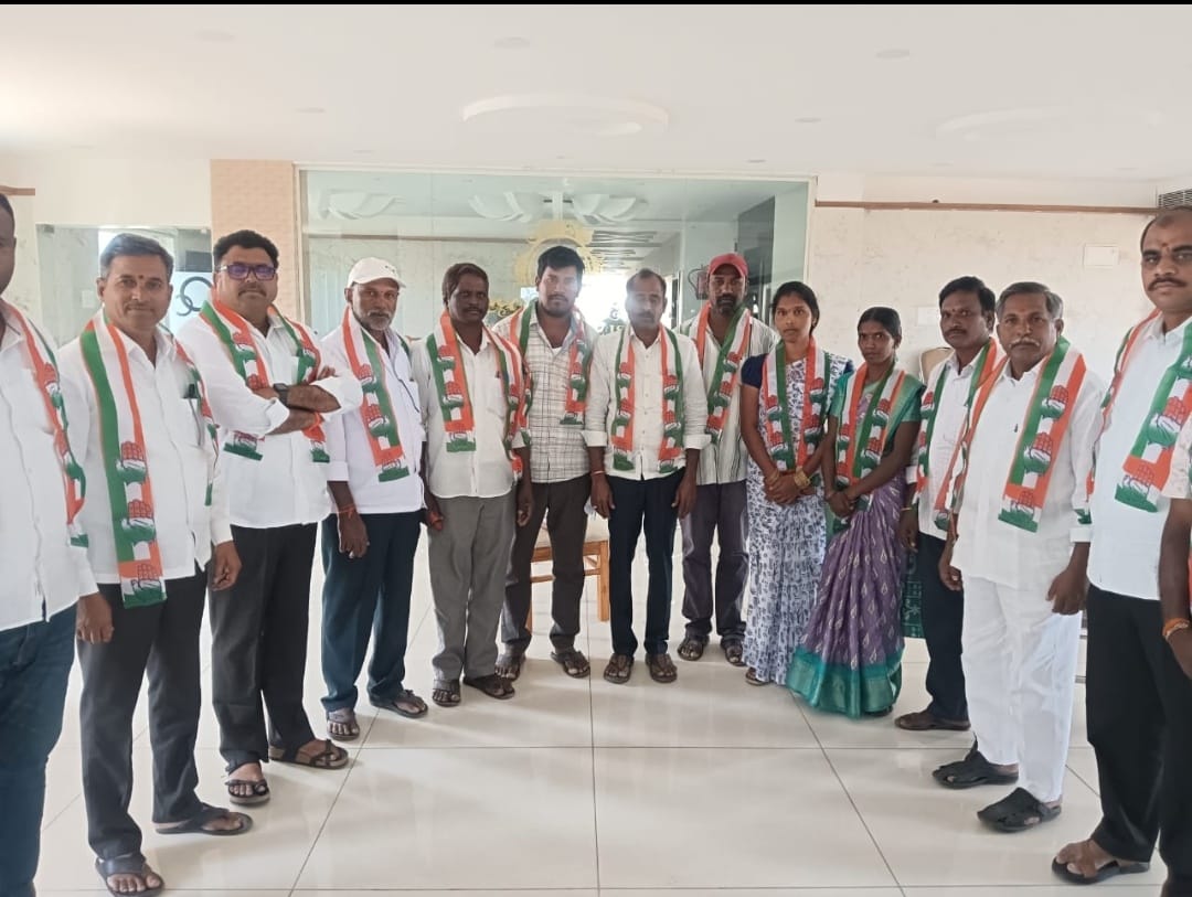 బి ఆర్ ఎస్ పార్టీ నుంచి కాంగ్రెస్ లో చేరినా వార్డ్ మెంబర్ మరియు ఉపసర్పంచ్..💥_*కొత్తకోట మండల్ 