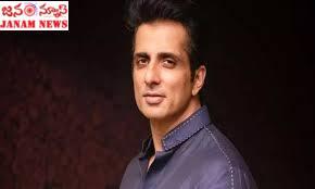 మానవత్వానికి నిదర్శనం! 500 మంది మహిళల క్యాన్సర్ చికిత్స భారం మోసిన సోనూసూద్